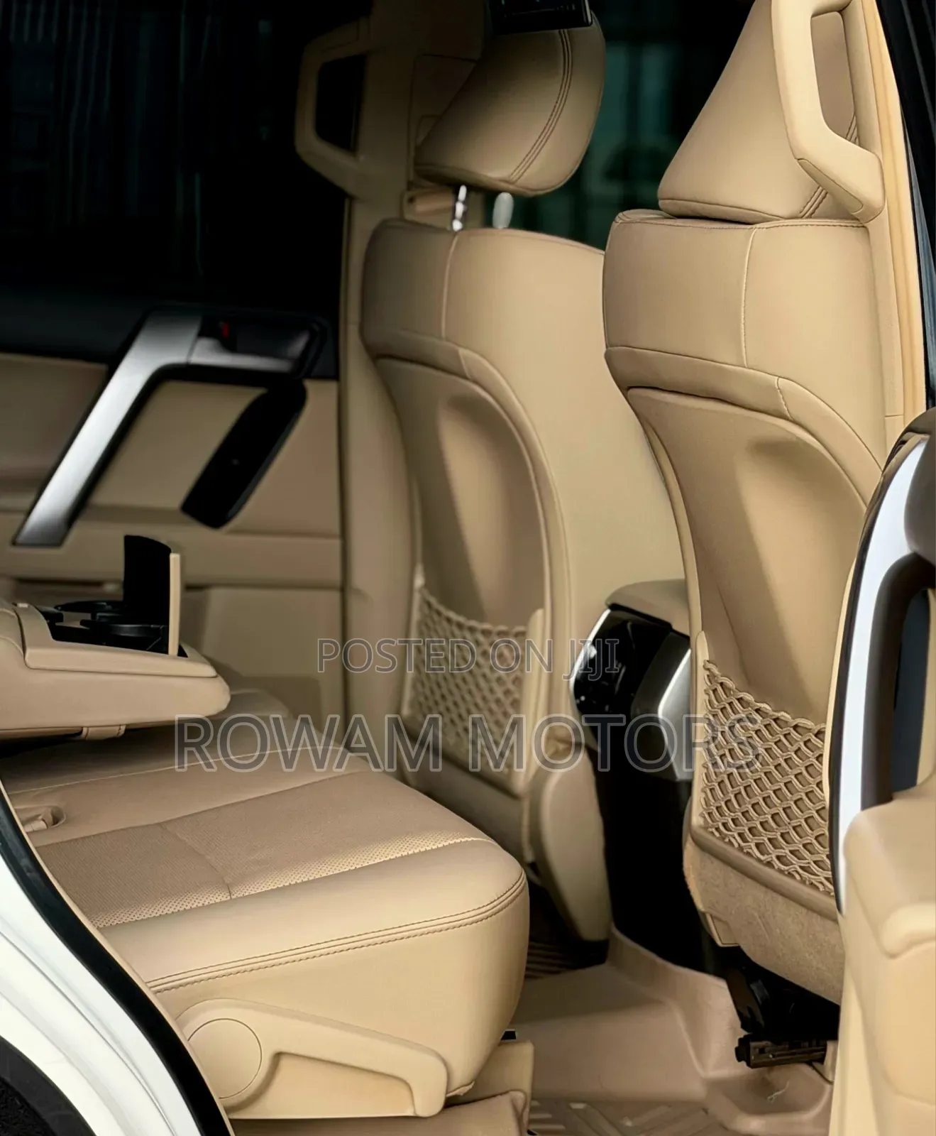Toyota Land Cruiser Prado 2023 White