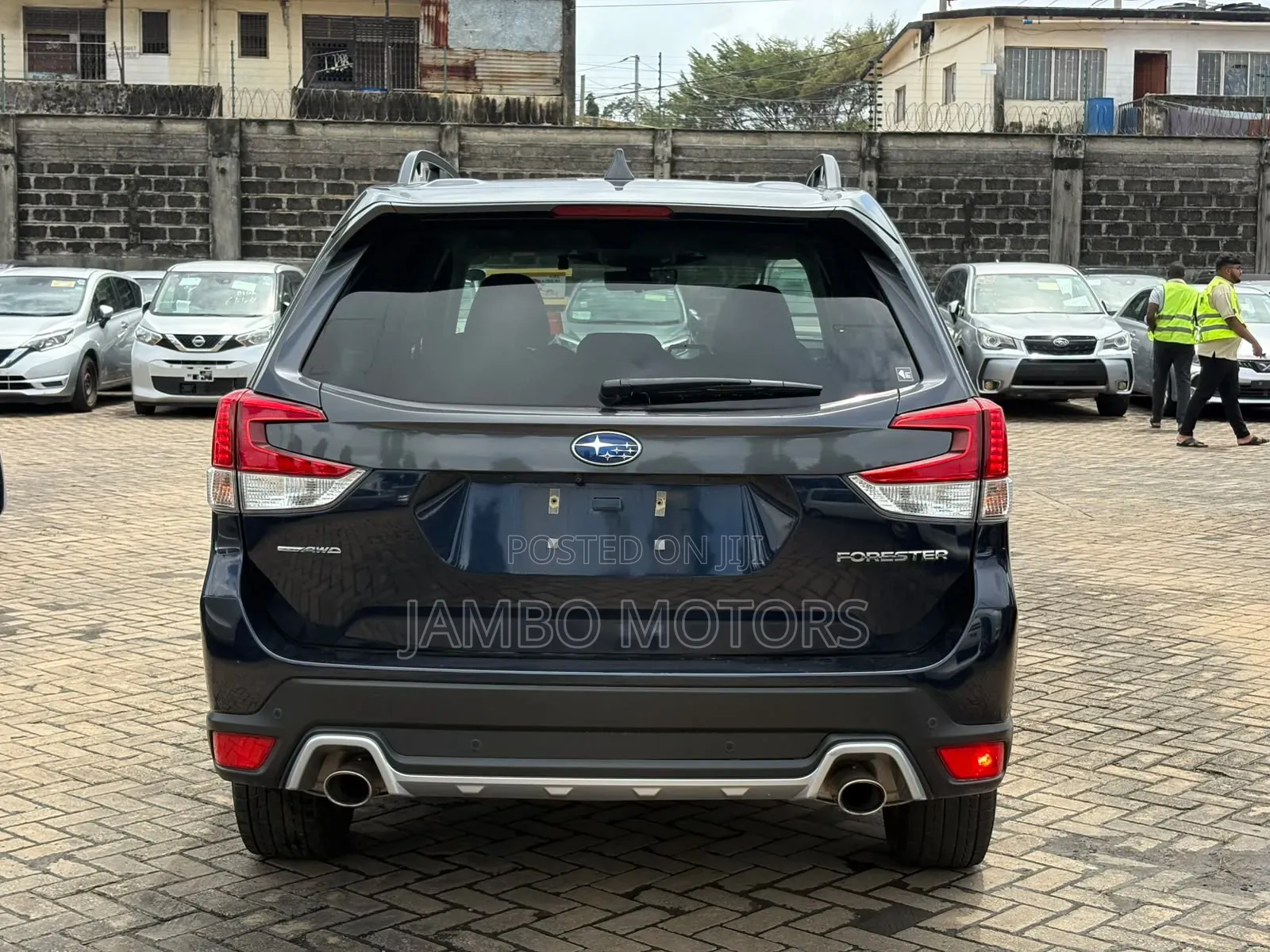 Subaru Forester Premium AWD 2023 Blue