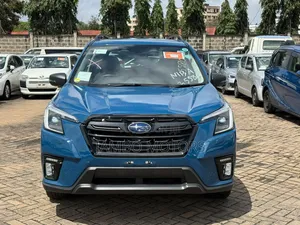Subaru Forester Premium AWD 2023 Blue