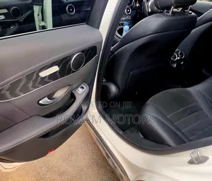 Mercedes-Benz GLC-Class 2019 White
