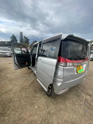 Mitsubishi Delica 2015 Silver