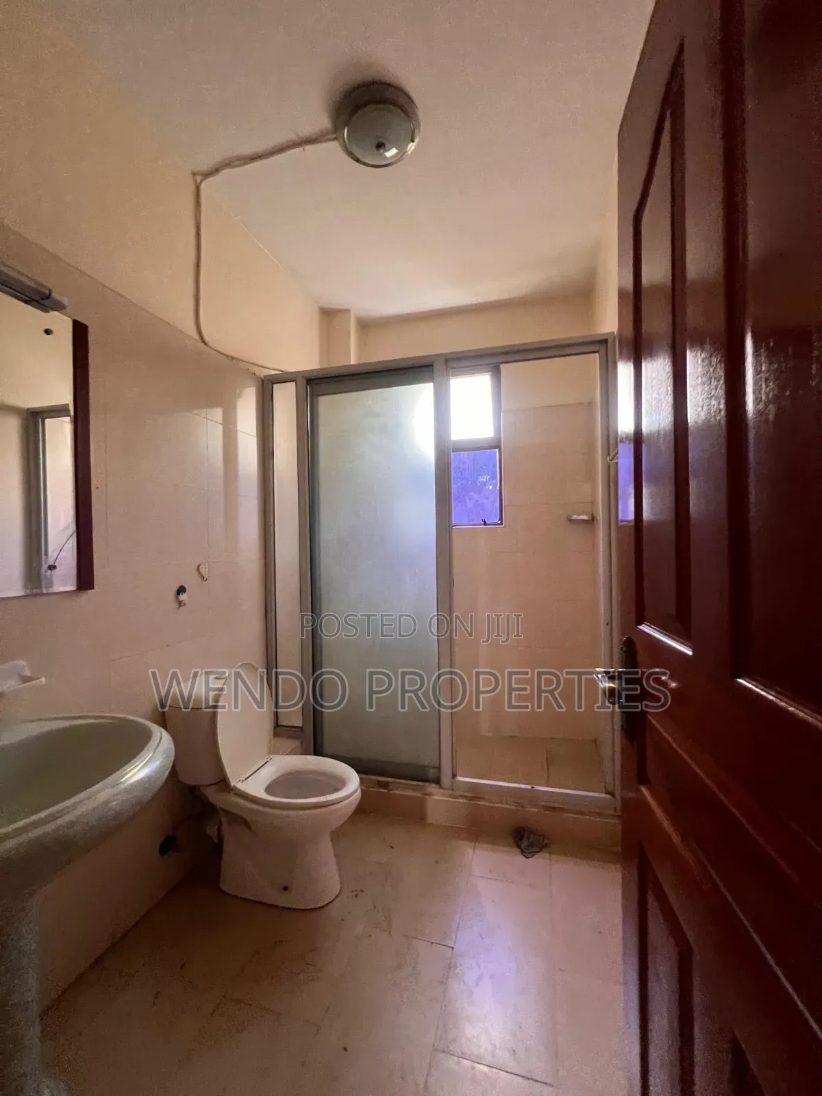 3bdrm Apartment in Valley Arcade for rent