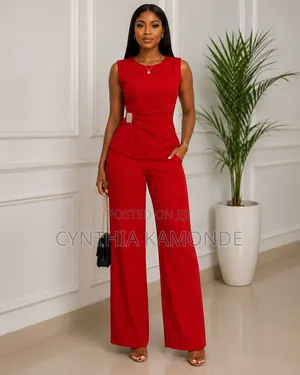 Beautiful 2pc Set