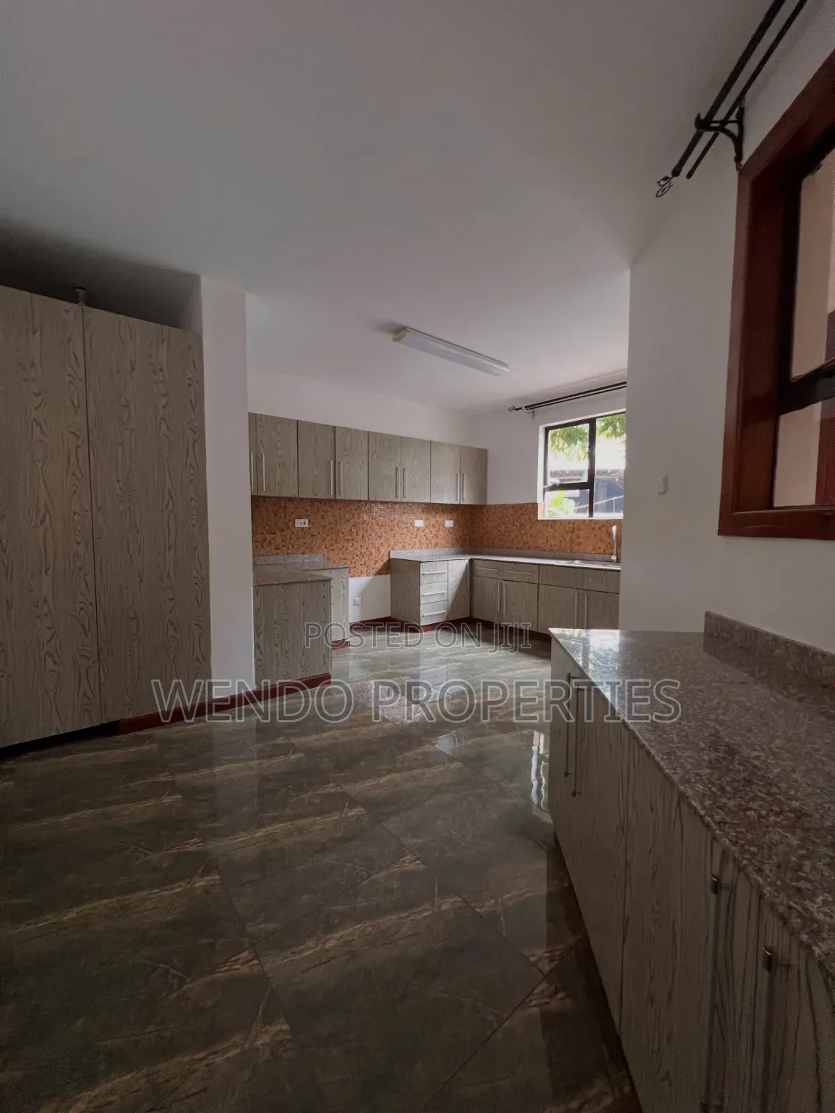 3bdrm Apartment in Kileleshwa for rent