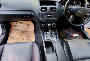 Mercedes-Benz C180 2011 Silver