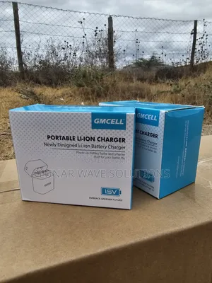 Rechargeable Li-Ion Batteries 4AA 4AAA Pieces and Charger