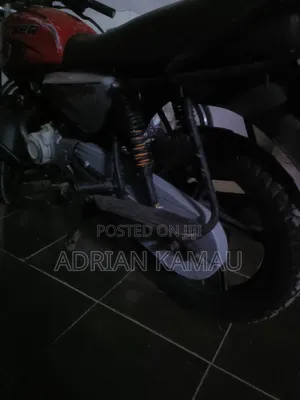 Bajaj Boxer 150 UG 2021 Red
