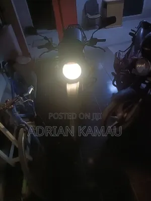 Bajaj Boxer 150 UG 2021 Red