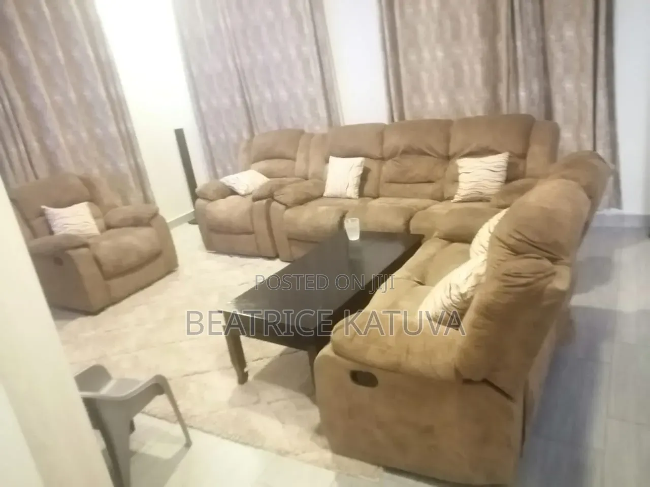 Recliner 7 Seater