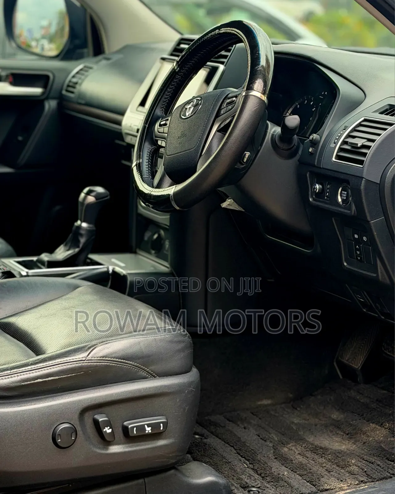 Toyota Land Cruiser Prado 2019 Black