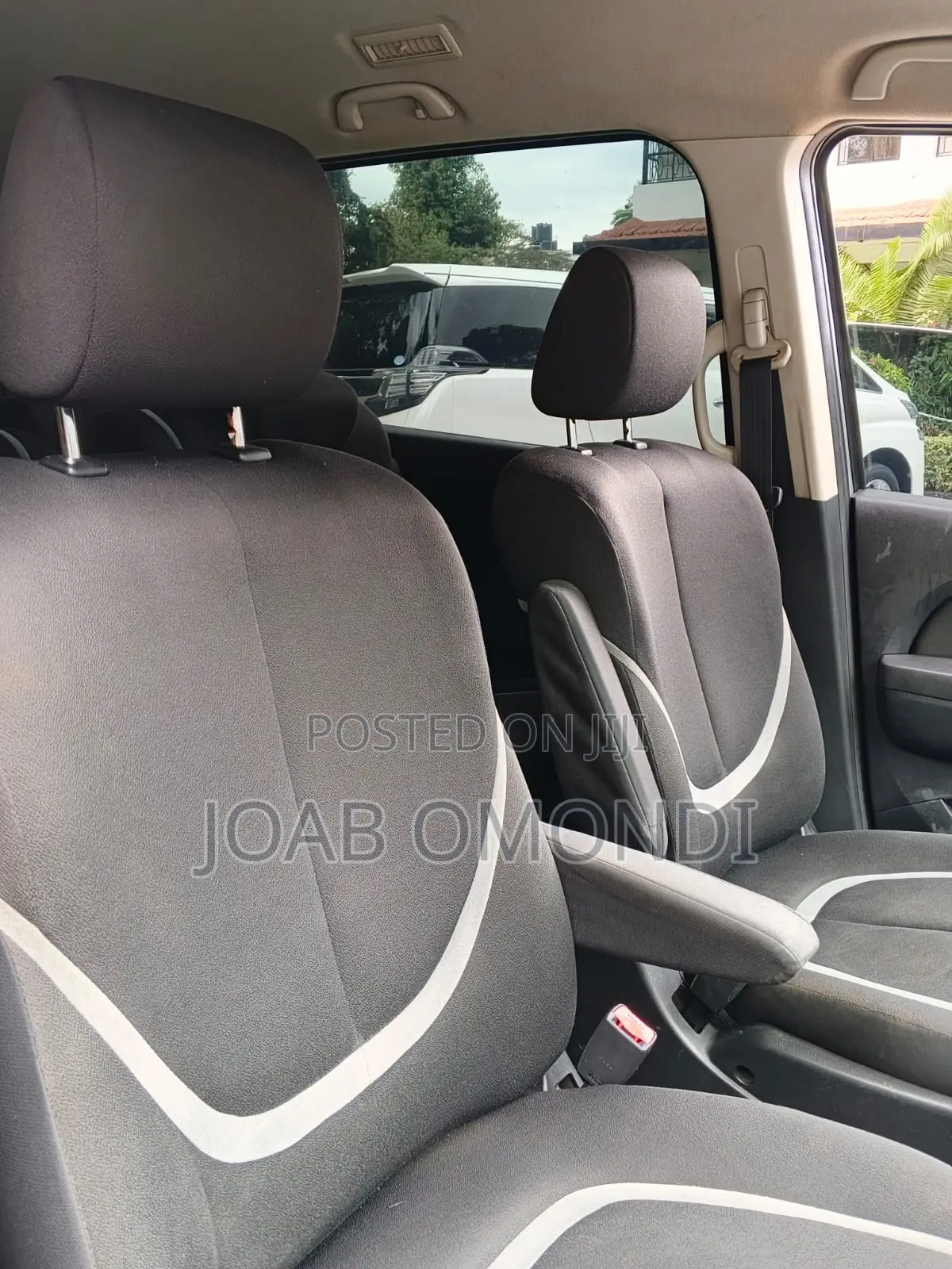 Mazda Biante 2010 Silver