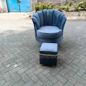 Pedicure Seat, With a Square Stool 