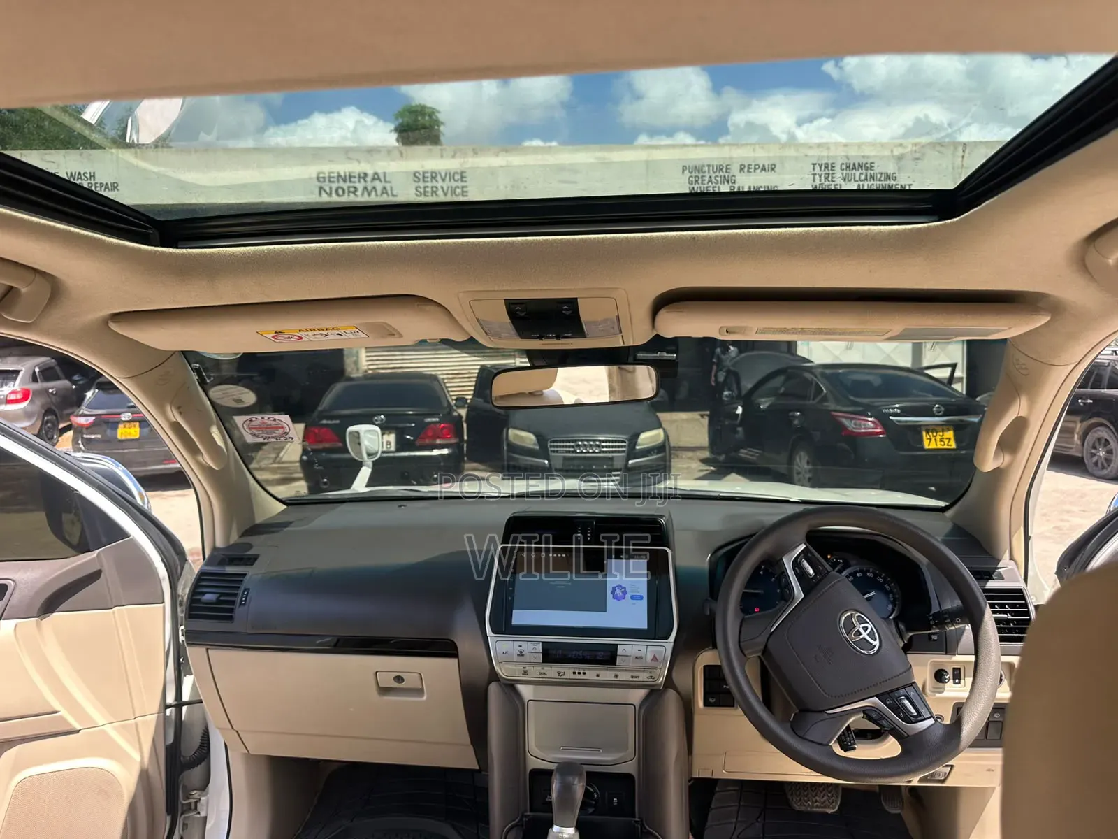 Toyota Land Cruiser Prado 2017 White