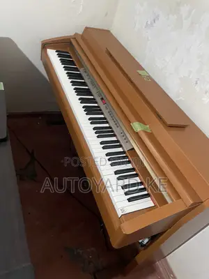 Yamaha Clavinova CLP 230 Electric Piano