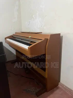 Yamaha Clavinova CLP 230 Electric Piano