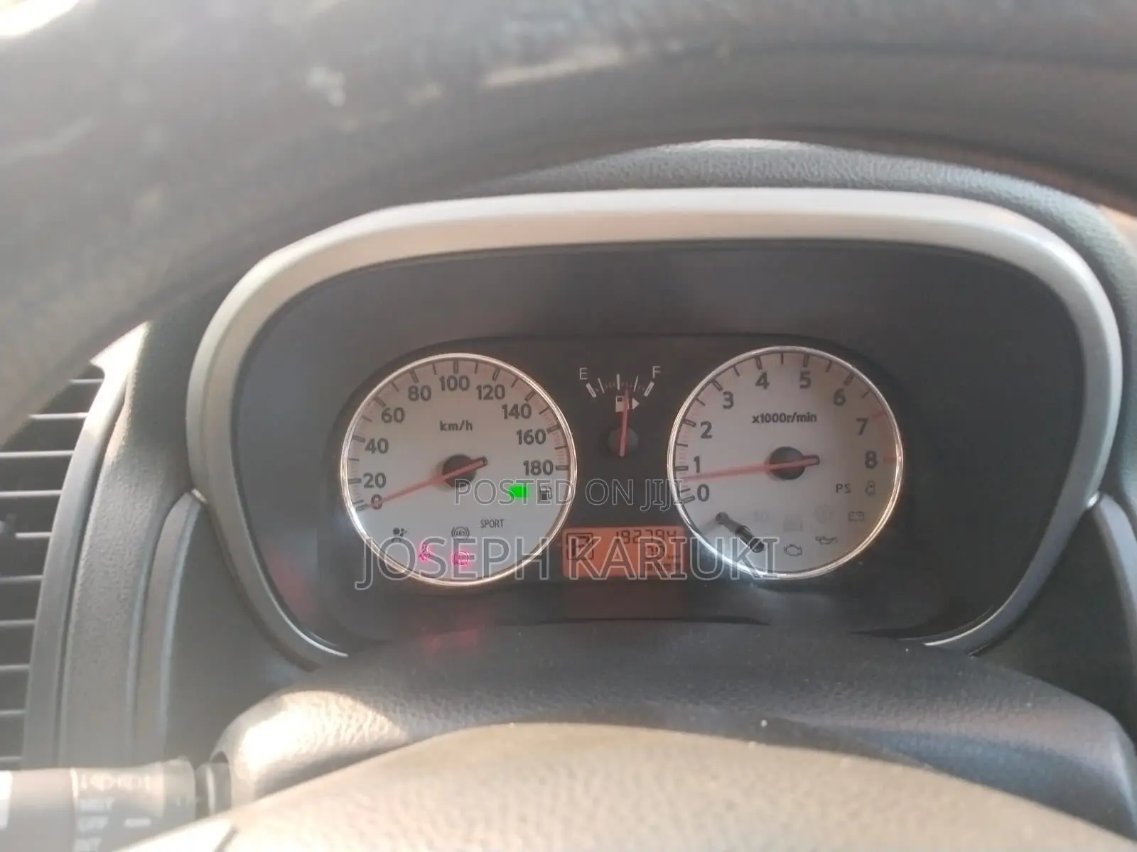 Nissan Note 1.4 2010 Red