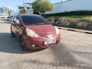 Nissan Note 1.4 2010 Red