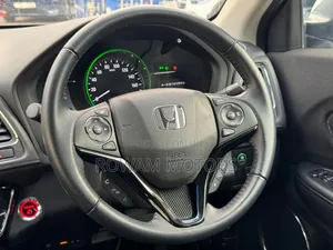 Honda Vezel 2020 White