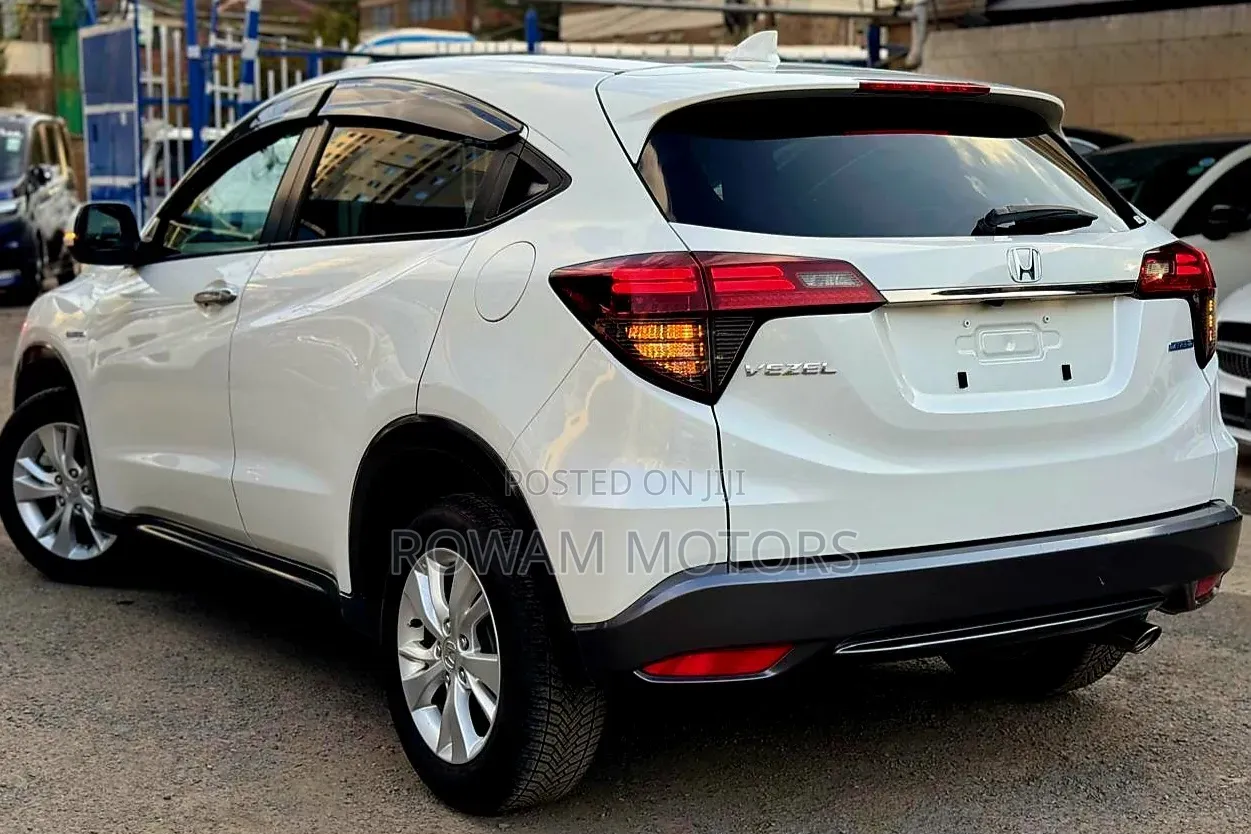 Honda Vezel 2020 White