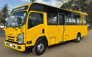 Isuzu NQR 2022 Yellow