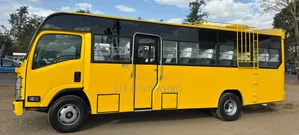 Isuzu NQR 2022 Yellow