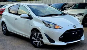 Toyota Aqua 2019 White
