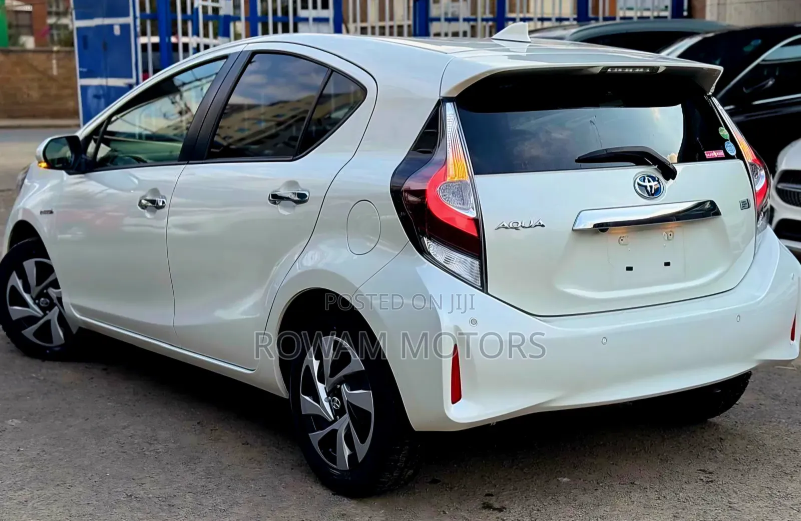 Toyota Aqua 2019 White