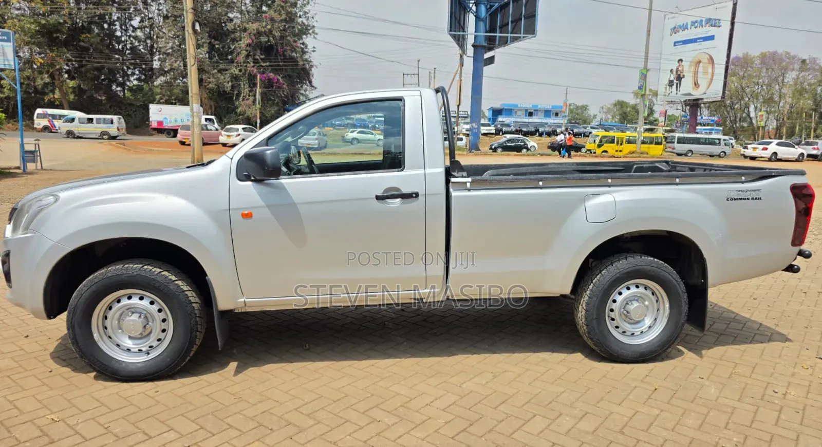 Isuzu D-MAX 2022 Silver