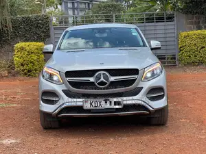 Mercedes-Benz GLE-Class GLE 350d 4MATIC 2019 Silver