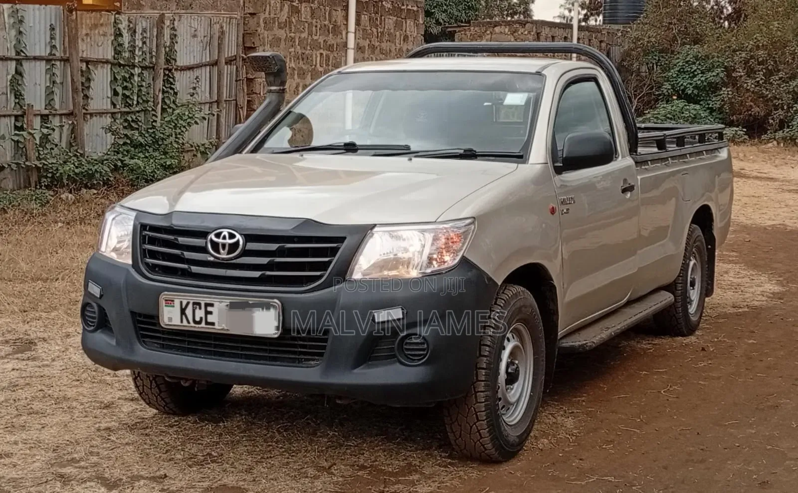 Toyota Hilux 2015 Beige