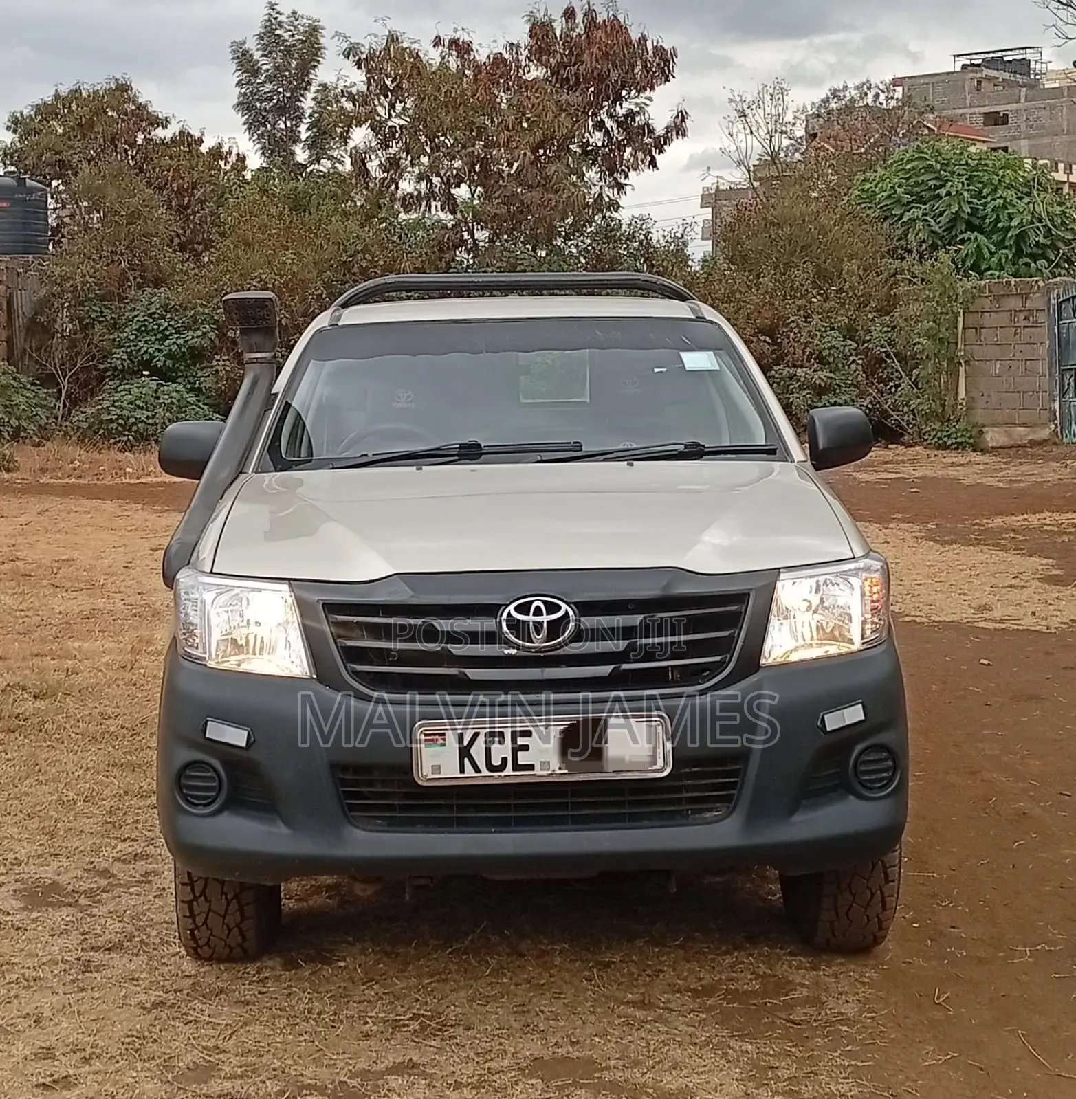 Toyota Hilux 2015 Beige