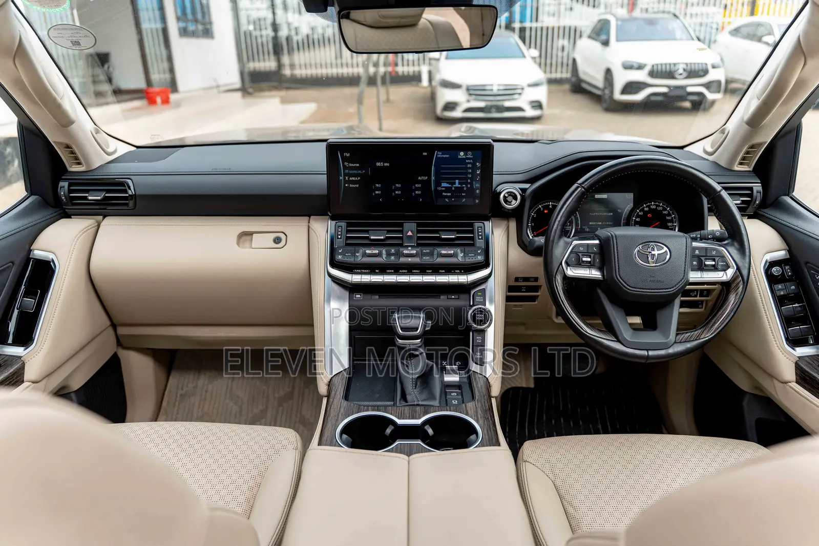 Toyota Land Cruiser LC300 2023 Black
