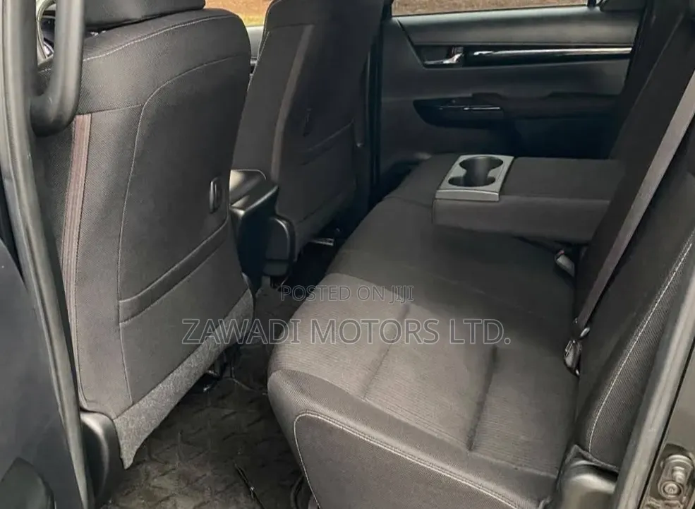 Toyota Hilux 2019 Black