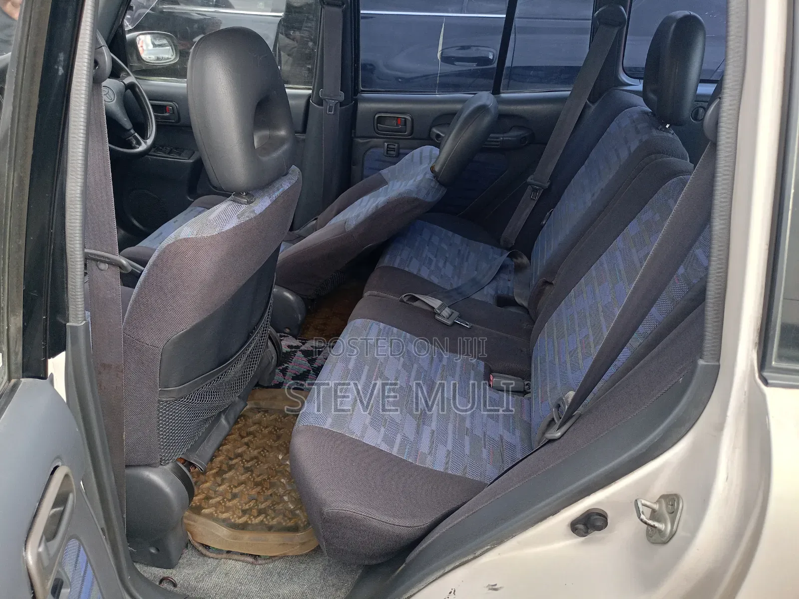 Toyota RAV4 Base 4x4 1999 Silver