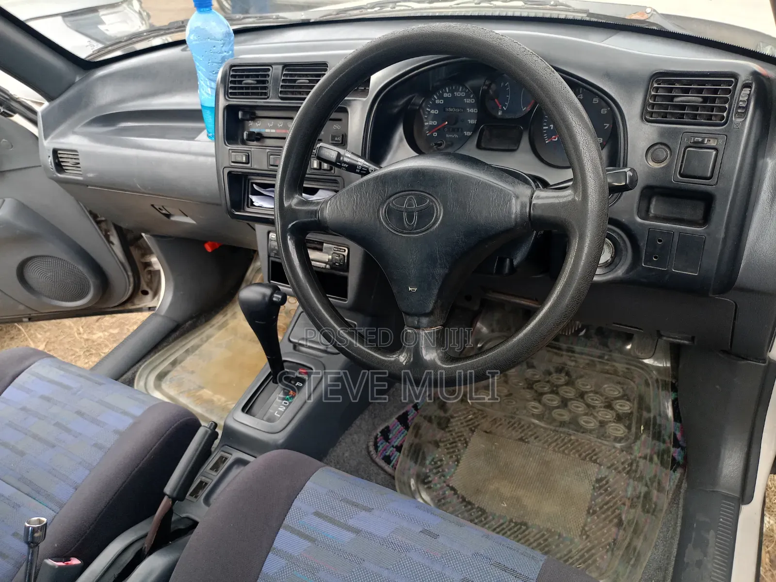 Toyota RAV4 Base 4x4 1999 Silver