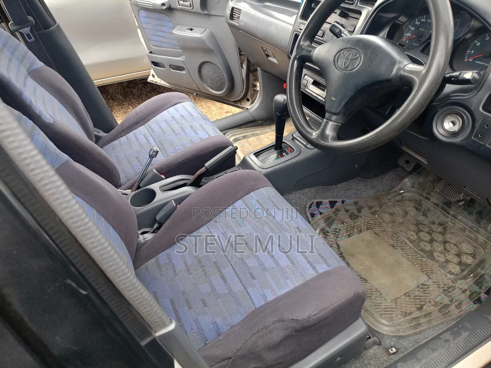 Toyota RAV4 Base 4x4 1999 Silver