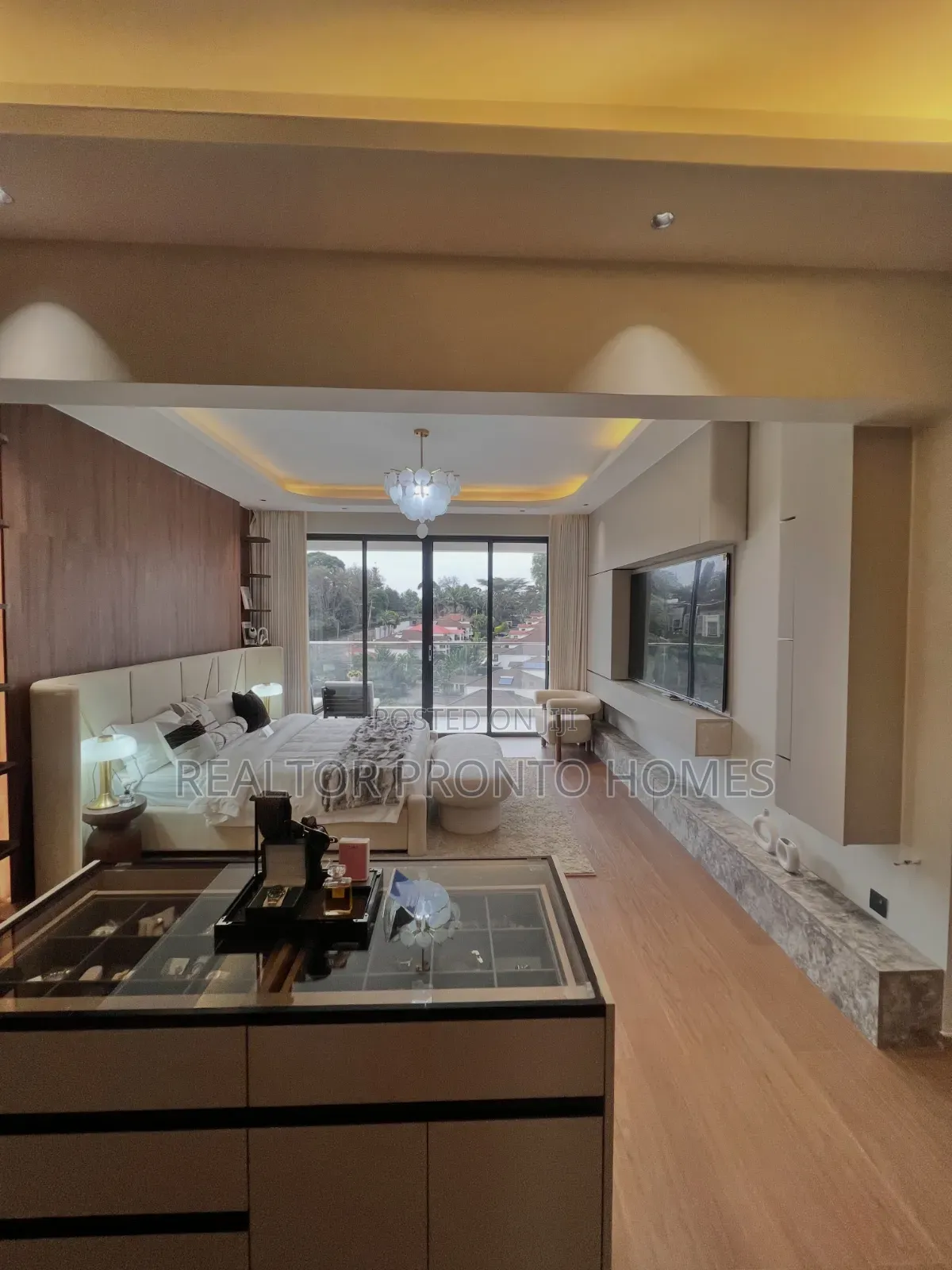 5bdrm Apartment in Westlands, Raphta Road Area for sale