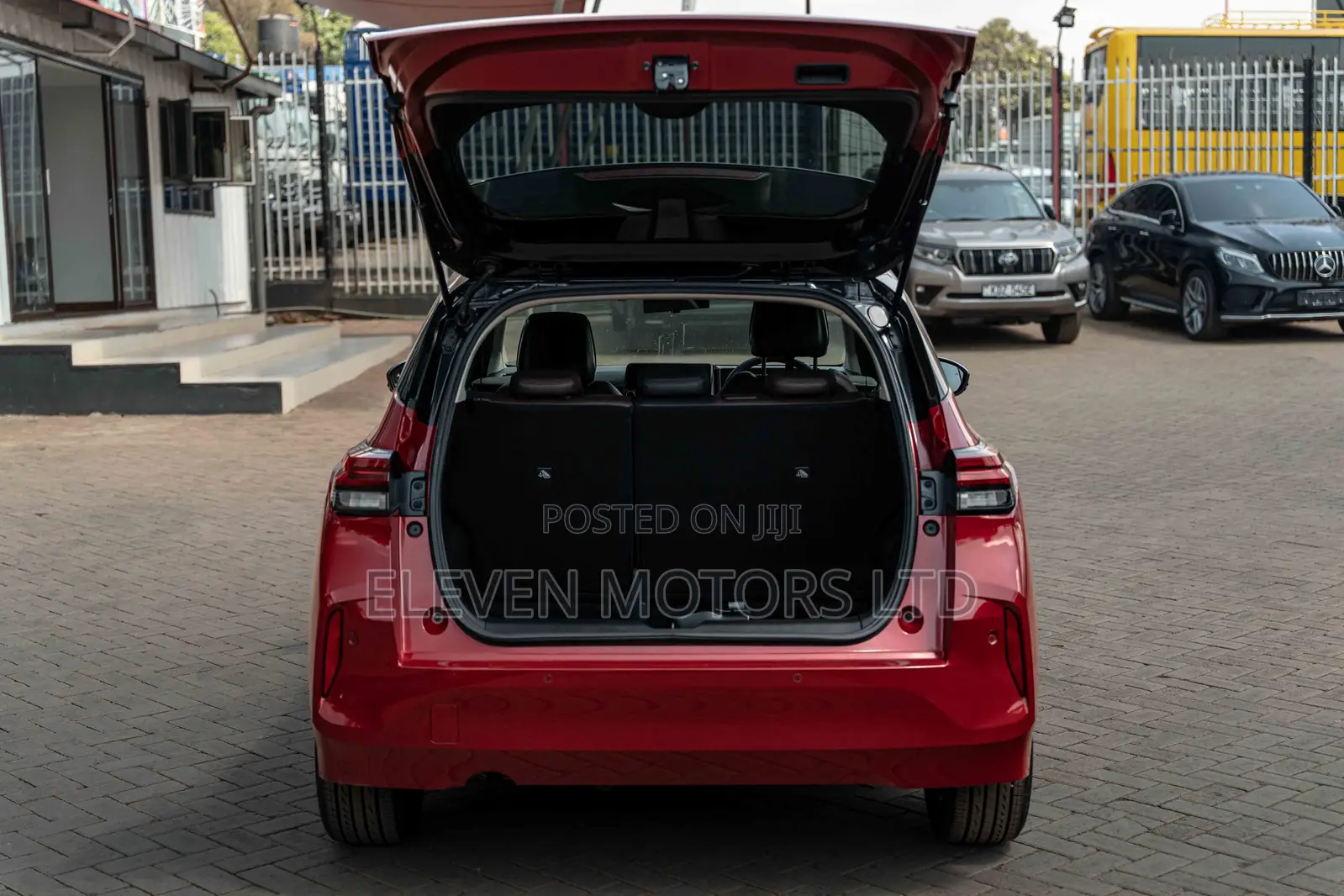Nissan Note 1.2 Hybrid 2021 Red