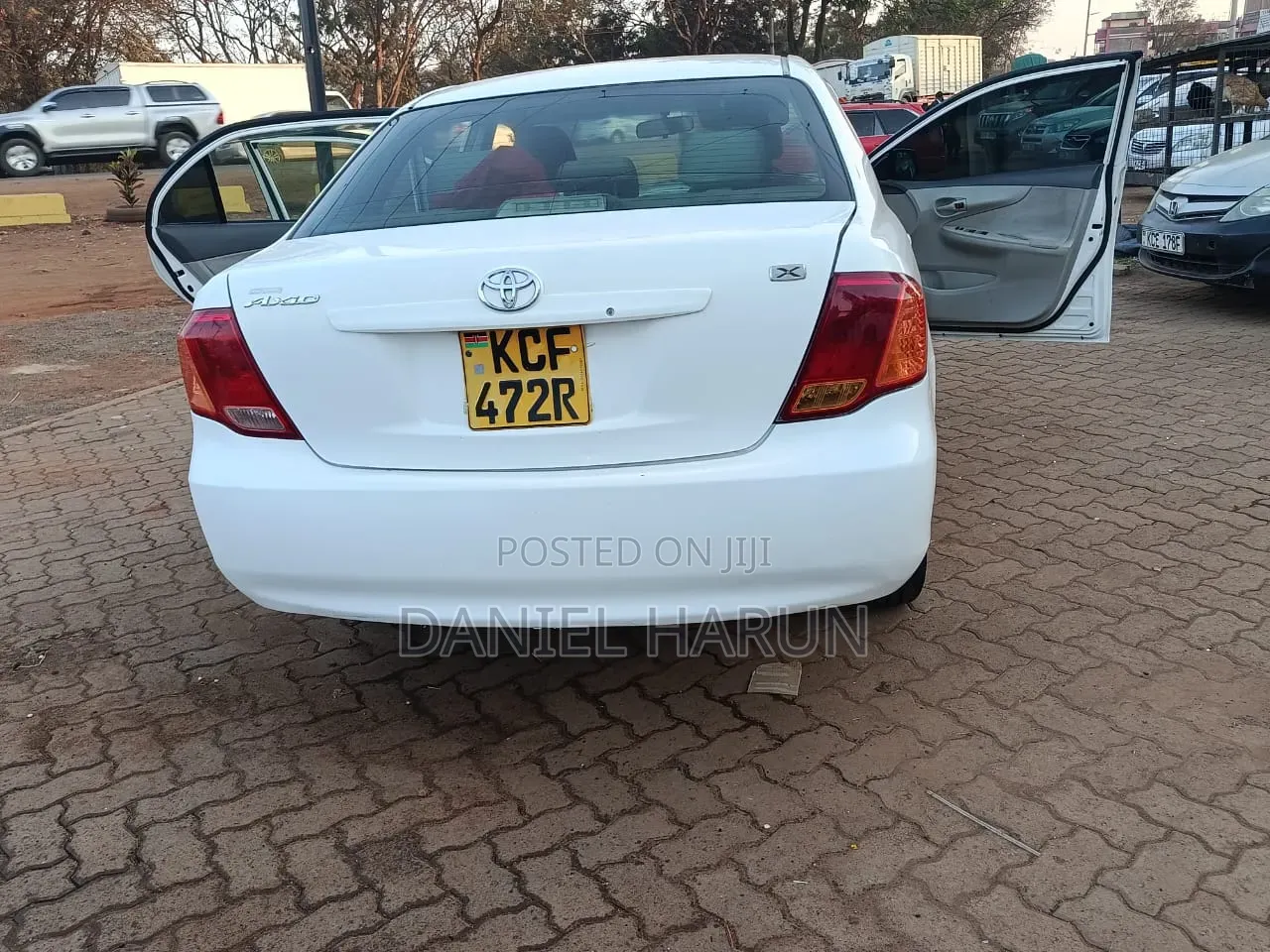 Toyota Axio 1.5 G 2WD 2010 White