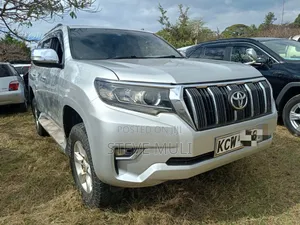 Toyota Land Cruiser Prado 2012 Silver