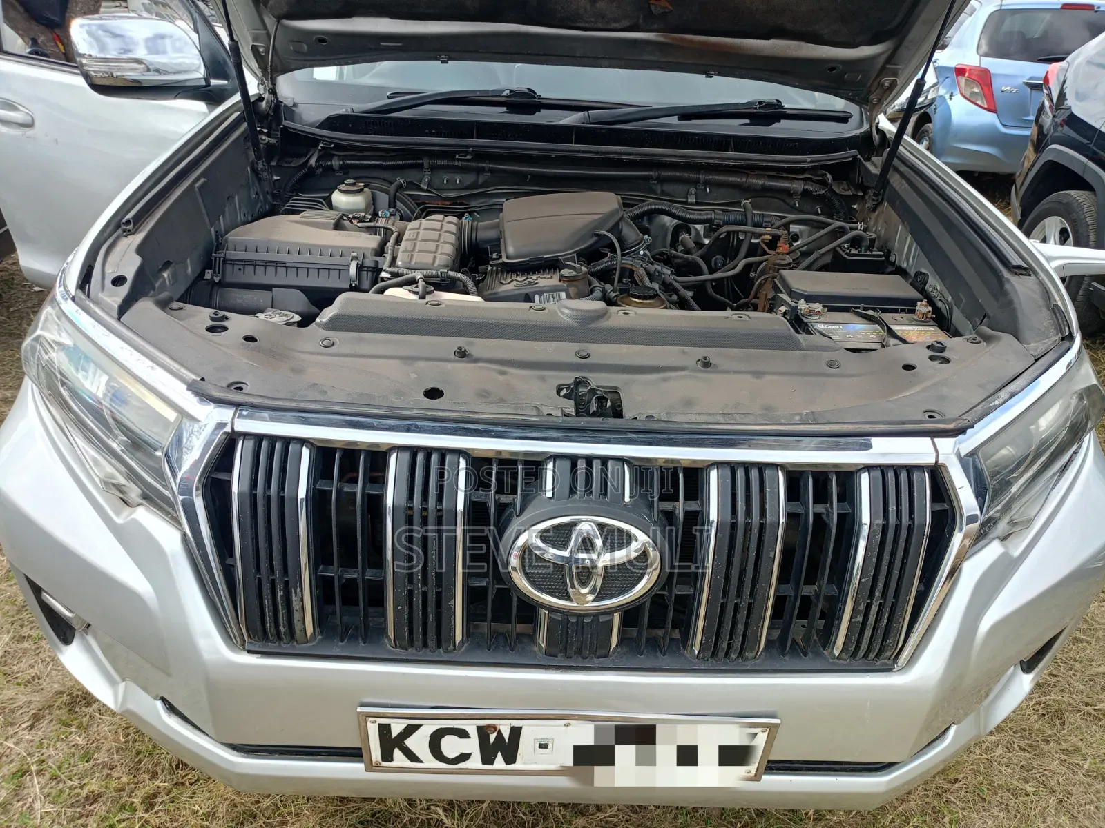 Toyota Land Cruiser Prado 2012 Silver