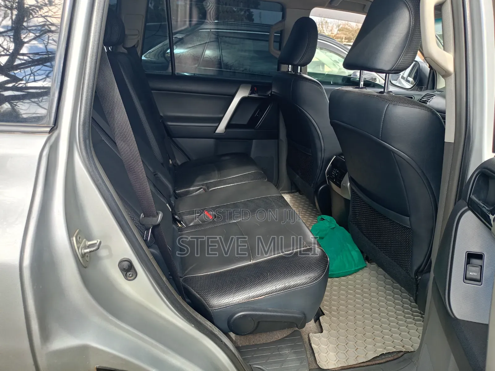 Toyota Land Cruiser Prado 2012 Silver