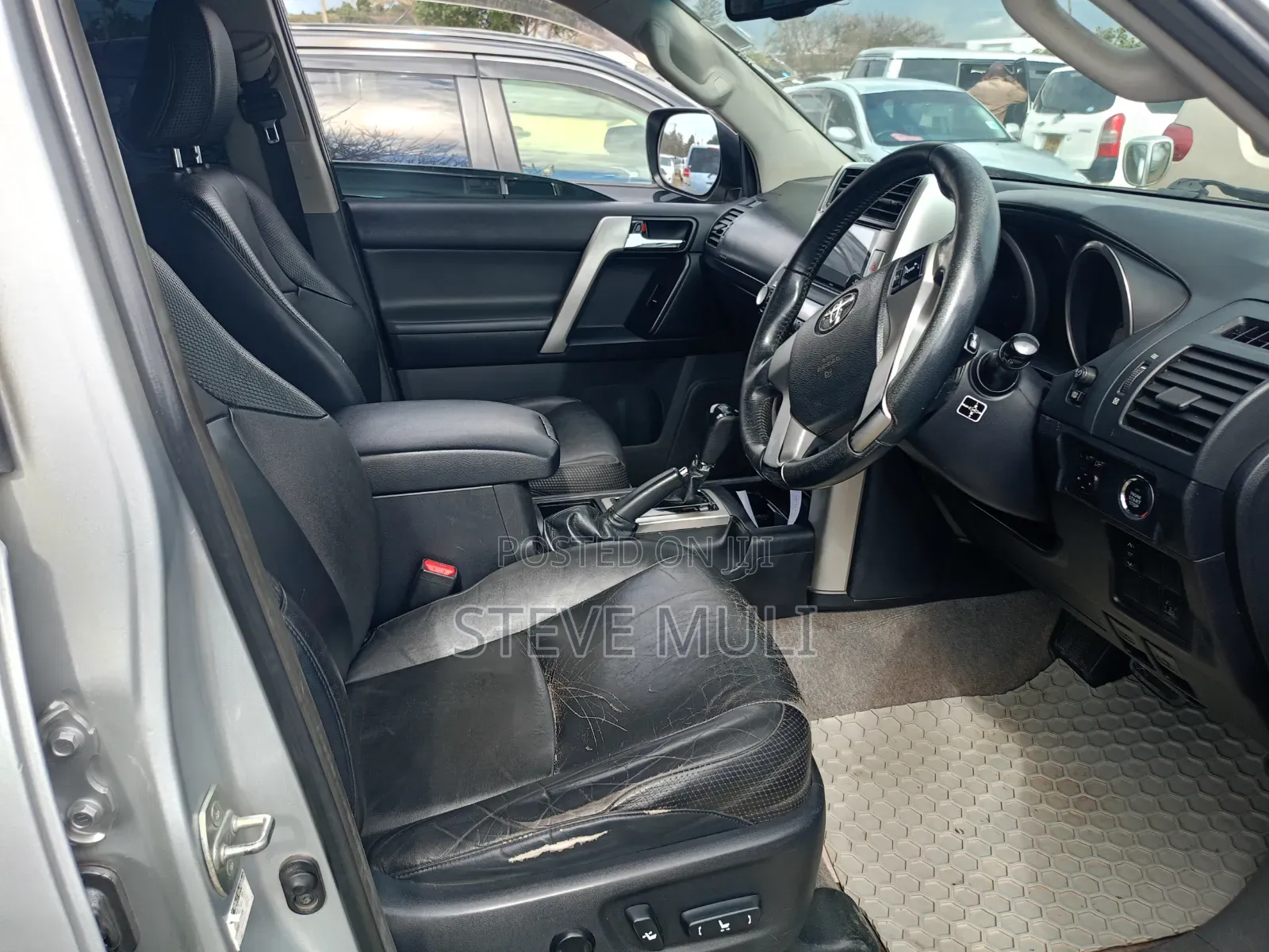 Toyota Land Cruiser Prado 2012 Silver