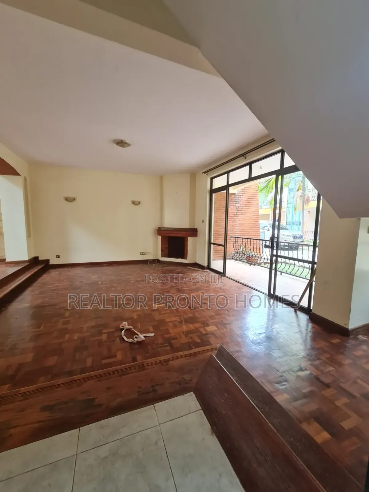 4bdrm Townhouse / Terrace in Kileleshwa for rent