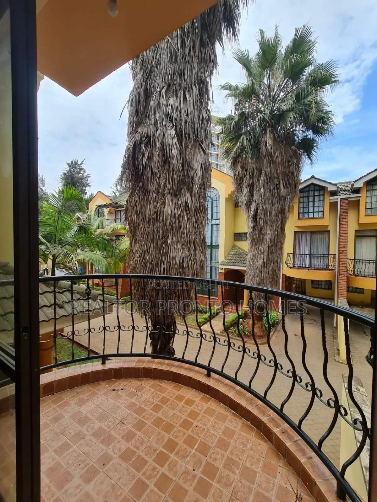 4bdrm Townhouse / Terrace in Kileleshwa for rent