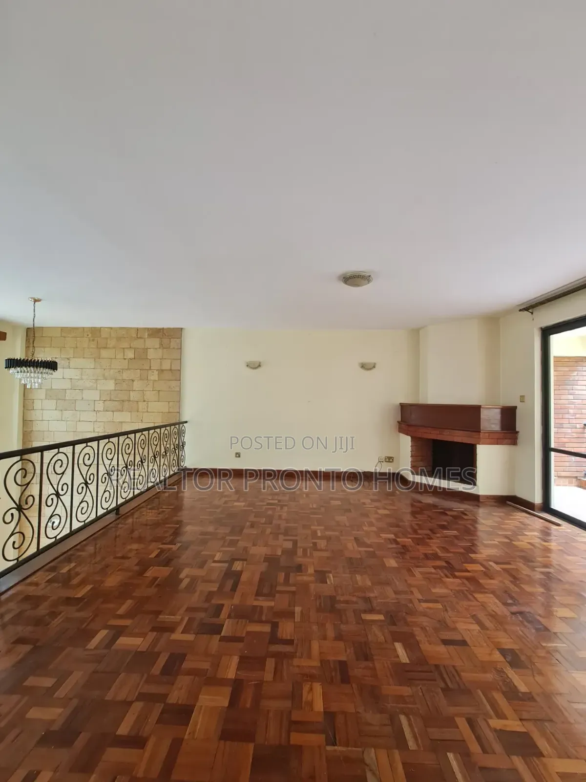 4bdrm Townhouse / Terrace in Kileleshwa for rent