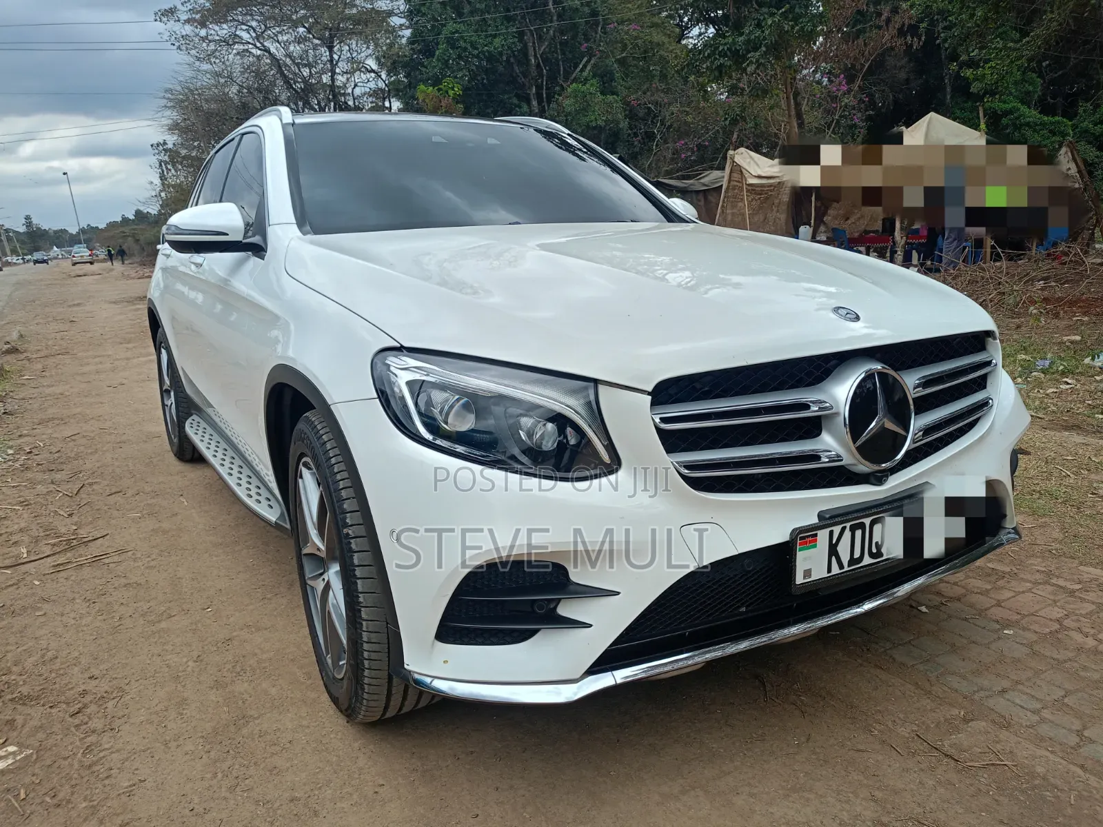 Mercedes-Benz GLC-Class GLC250 Sport Utility 4-Door (2.0L, 4cyl Turbo)