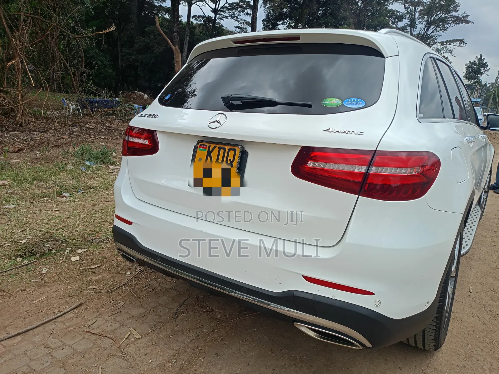 Mercedes-Benz GLC-Class GLC250 Sport Utility 4-Door (2.0L, 4cyl Turbo)