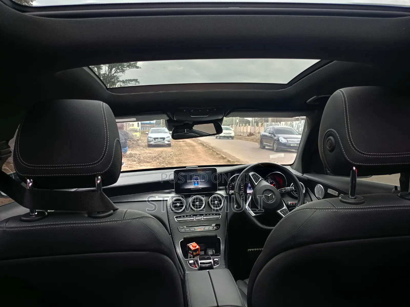 Mercedes-Benz GLC-Class GLC250 Sport Utility 4-Door (2.0L, 4cyl Turbo)