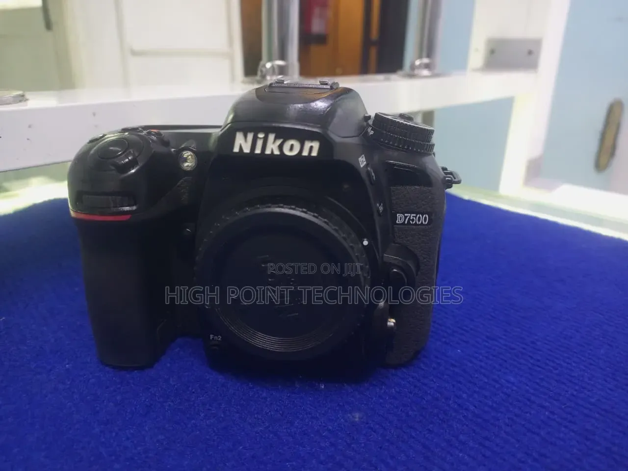 Nikon D7500